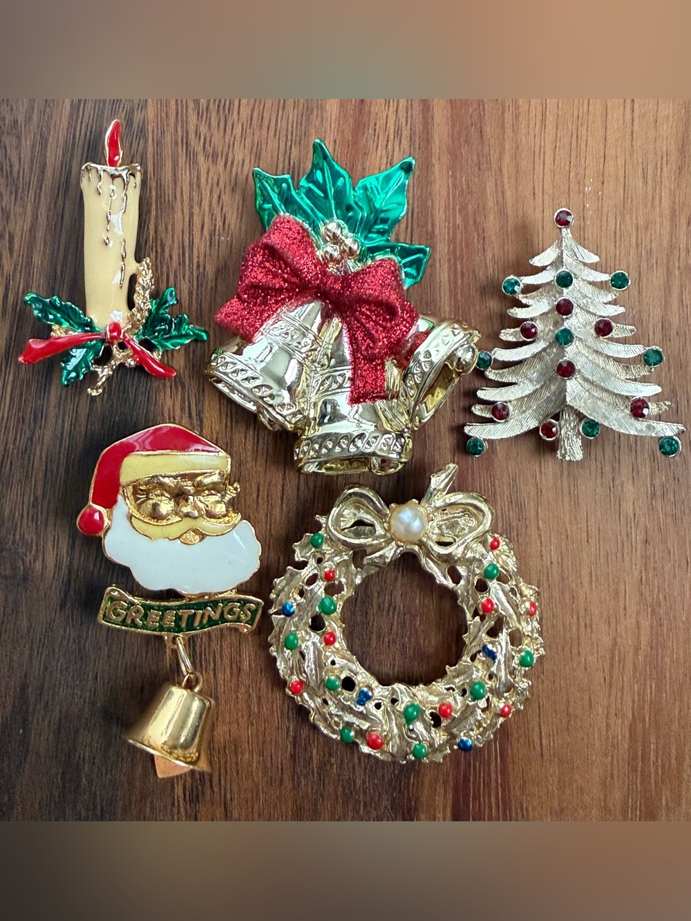 Lot of 5 VTG Holiday Gold-Tone Christmas Brooch Pin Santa Candle Bells Santa